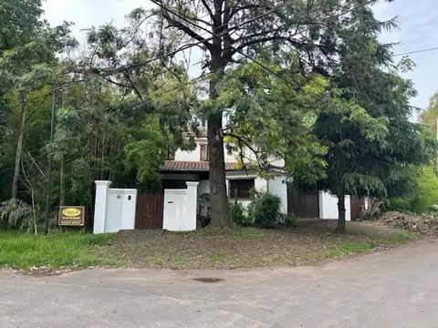 Casa 6 ambientes a la venta en Don Torcuato