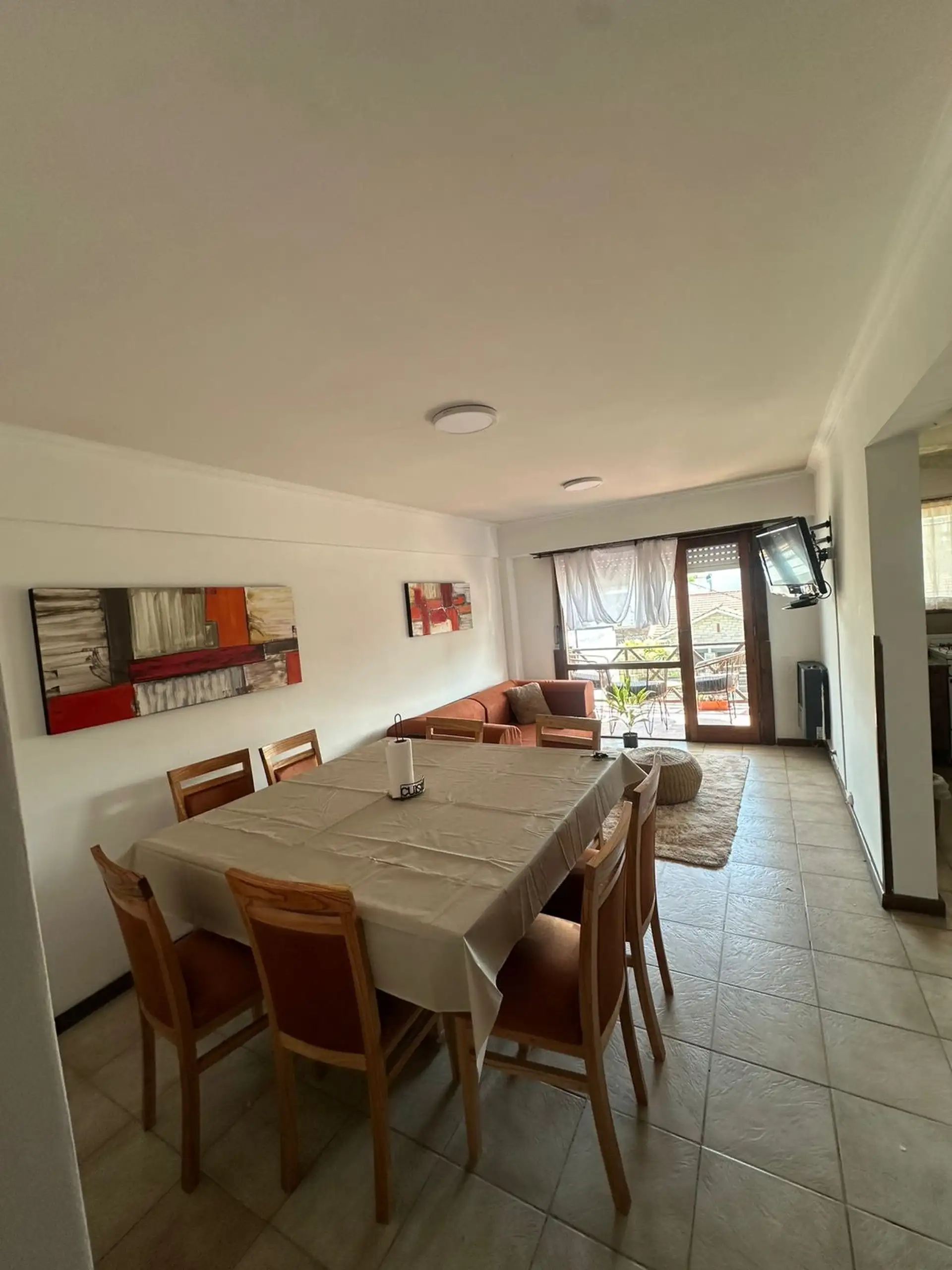 Venta Amplio 2 ambientes con Balcón. Parque Luro