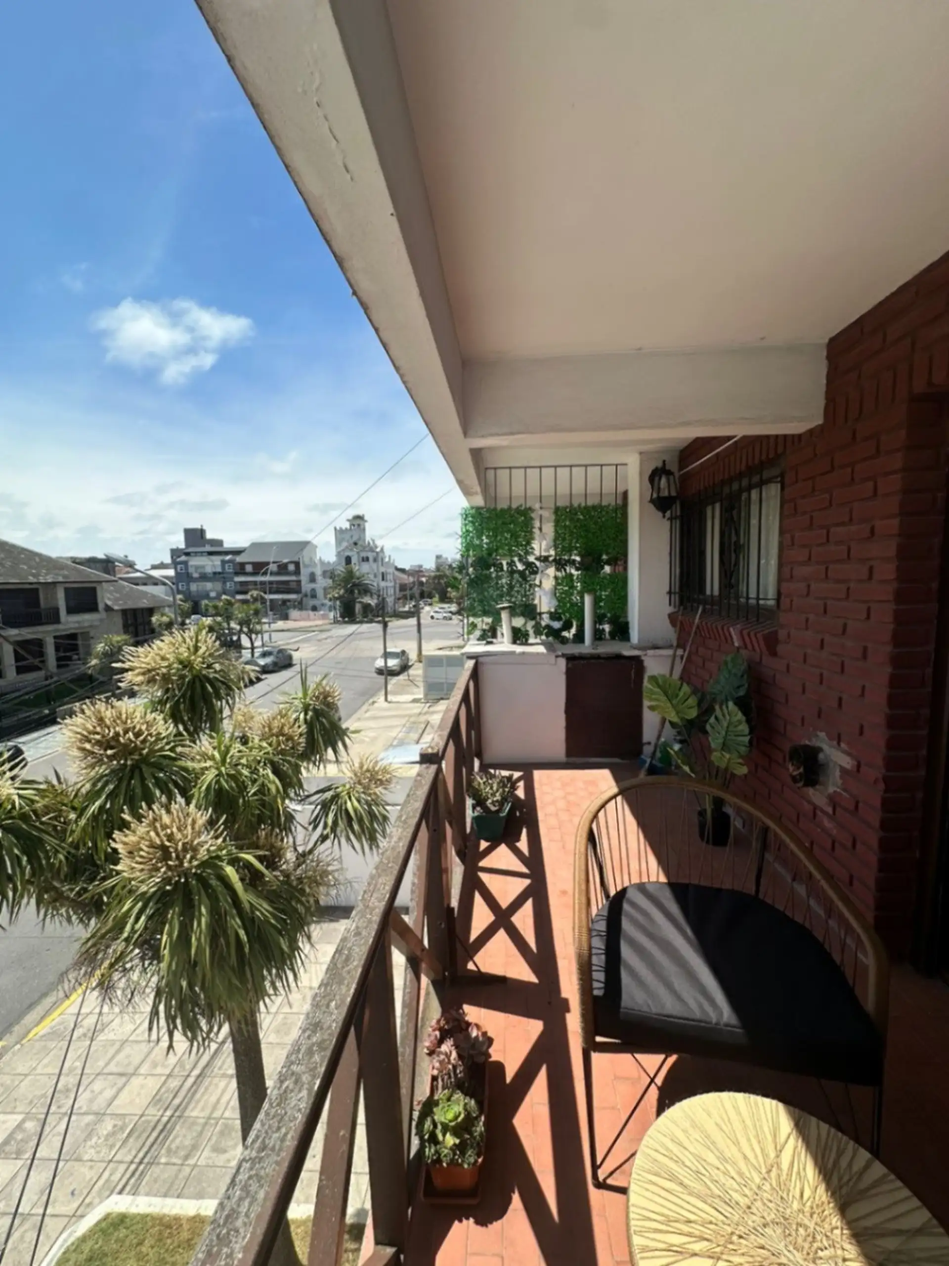 Venta Amplio 2 ambientes con Balcón. Parque Luro