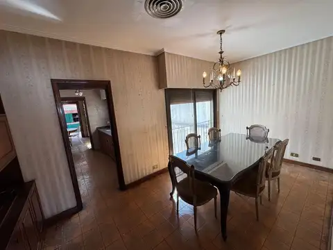 PH 3 AMB VENTA ASCENSOR BALCON PATIO AVELLANEDA