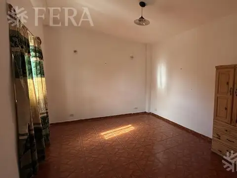 Depto Tipo Casa en Alquiler en Villa Dominico, $ 700.000