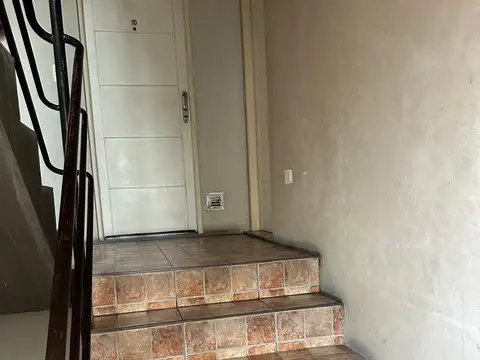 Emilio Mitre 300, Piso 2