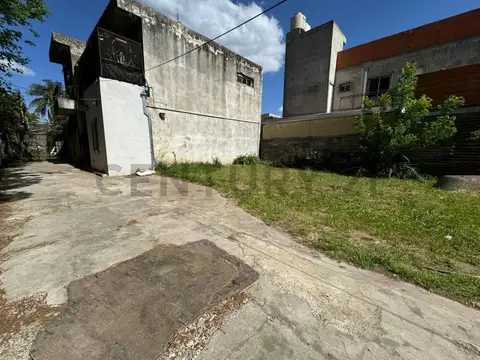 JUAN A MAZA 100, Piso 0