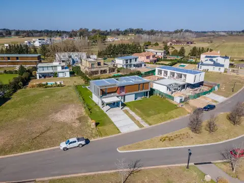 Casa en Venta de 5 dormitorios