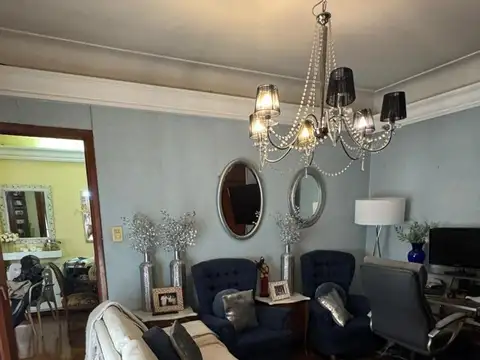 Depto Tipo Casa en Venta de 5 ambientes