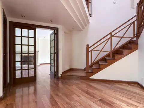 Casa en Alquiler al Oeste