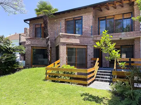 Casa en Alquiler en Acassuso, Partido de San Isidro