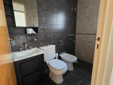 Casa 2 dormitoriois En Carrara de Horizonte Ampliada