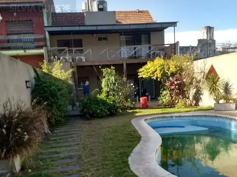 EXCELENTE CASA EN VILLA LYNCH, 8 AMBIENTES   VENTA SE ACEPTA PROPIEDAD EN PARTE DE PAGO EN CABA , FINANCIACION