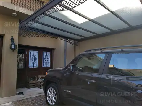 Casa en Venta en Villa Lynch, USD 230.000