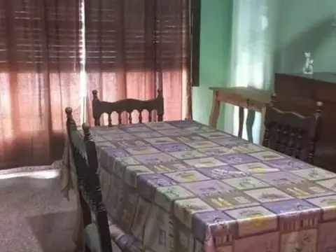 VENTA CASA 3 DORMITORIOS- CENTRO AMERICA CBA