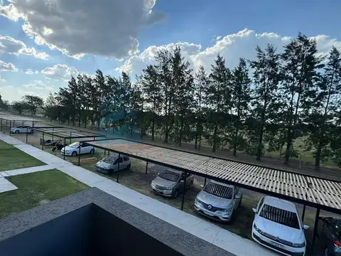 Departamento en Venta en Medal Country club, USD 165.000