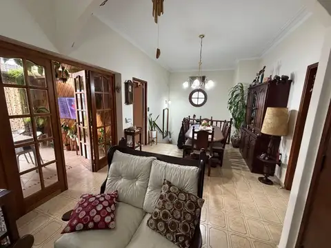 Depto Tipo Casa 4 ambientes con 1 baño