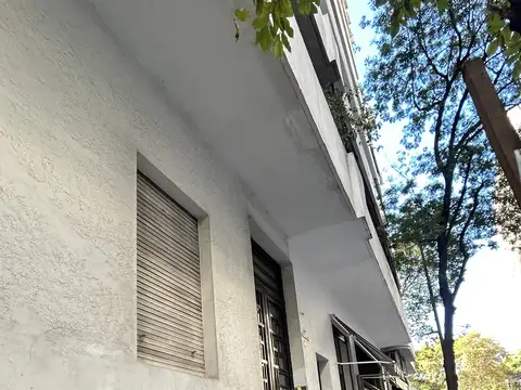 4 AMBIENTES con DEPENDENCIA en VENTA