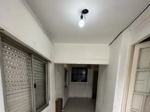 Depto tipo casa a dos cuadras de la estacion