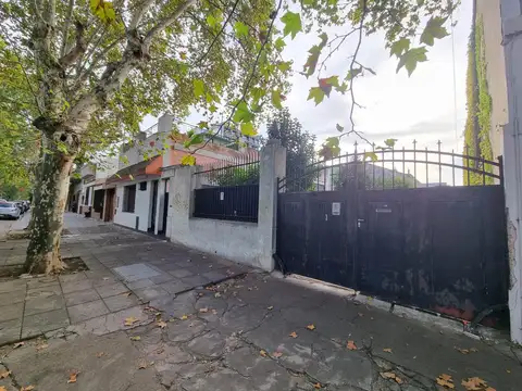 Terreno en Venta en Villa del Parque, USD 1.290.000