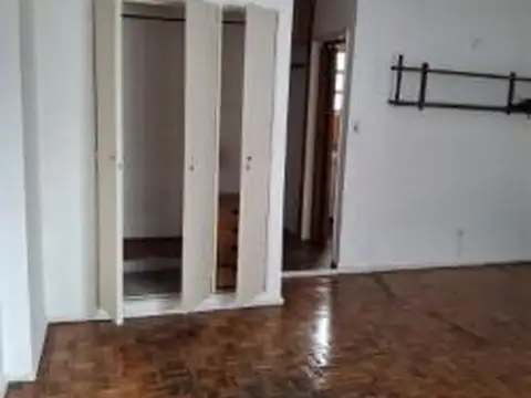 Bartolome Mitre al 2700