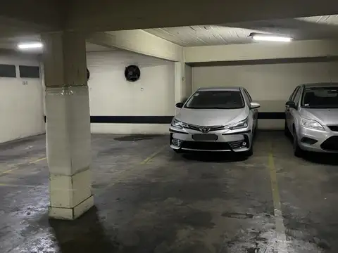 Cochera DOBLE en venta – segundo piso