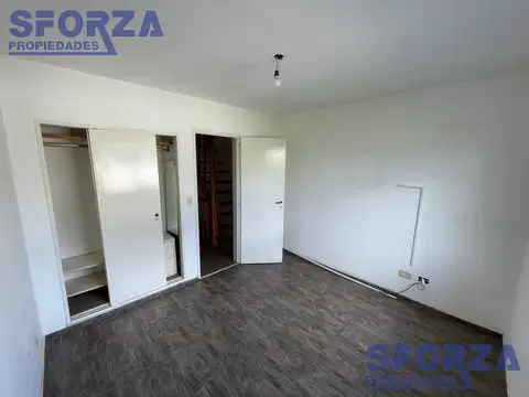Depto Tipo Casa 4 ambientes con 1 baño