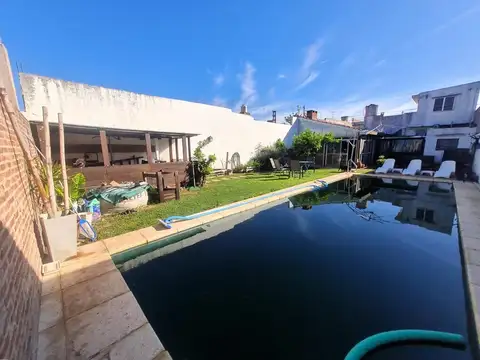OFERTA  , 4 AMB, GARAJE 2 AUTOS, PARQUE, QUINCHO Y PILETA