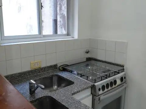 Depto Tipo Casa en Venta 50 años