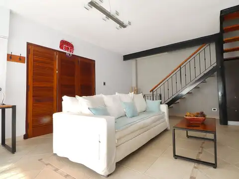 Depto Tipo Casa en Venta en Tapiales, USD 159.000
