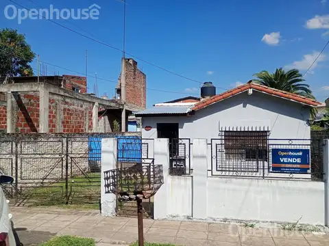 Oportunidad en Don Torcuato - Tigre – Lote con Dos Casas a Reciclar – Gran Potencial