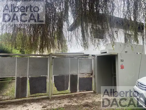 Casa en Alquiler en City Bell, $ 1.350.000