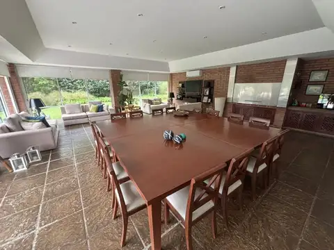 CASA VENTA EN VALLE ESCONDIDO EXCELENTE ESTADO