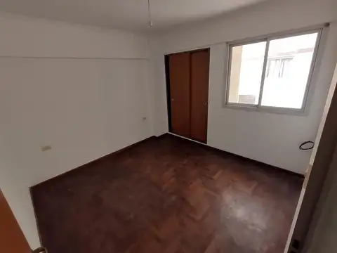 Departamento en Venta en Alberdi, USD 49.000