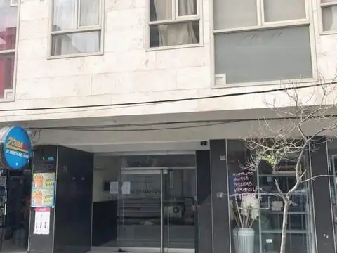 Depto en Alberdi - Caseros al 800