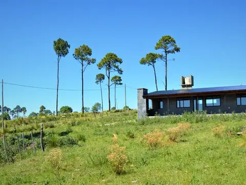 Casa 3 ambientes con 2 baños