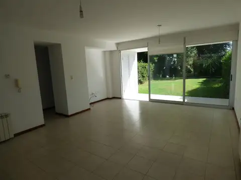 Casa en Alquiler de 3 dormitorios