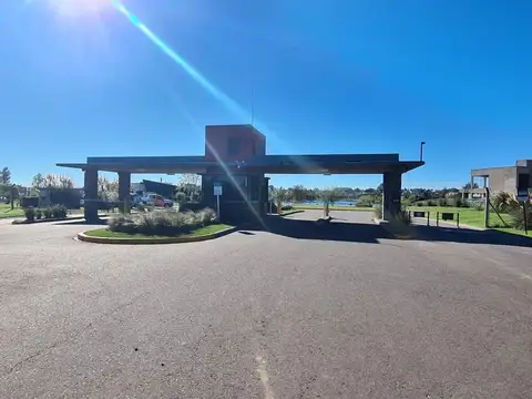 Terreno en Venta en Countries y Barrios Cerrados en Pilar, USD 60.000