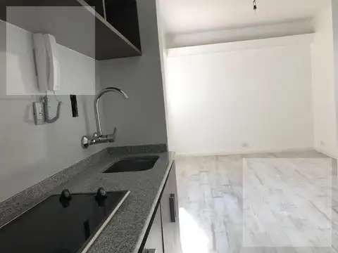 Departamento en Alquiler en Balvanera, $ 450.000