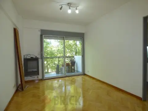 SEMIP EN AVELLANEDA AL 1800 - FRENTE TODO A NUEVO BALCON TODO SOL TODO EXTERNO