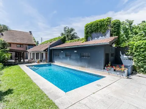 VENTA CASA DE CATEGORÍA 5 AMBIENTES,PISCINA ,QUINCHO, PARQUE, COCHERA EN PACHECO, TIGRE