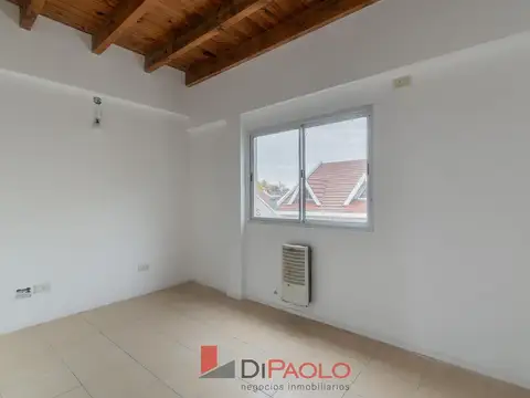 Depto Tipo Casa en Venta 15 años