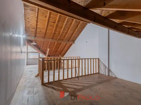 Depto Tipo Casa en Venta 15 años