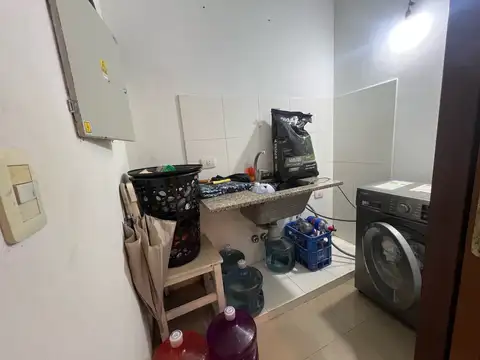 Casa 7 ambientes con 4 baños