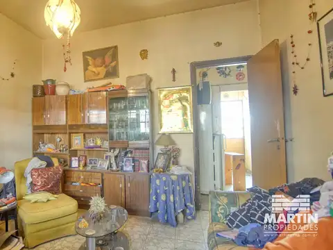Casa 3 ambientes con 1 baño