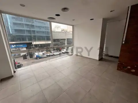 Calle 8 700, Piso 1