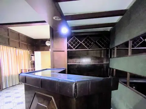 Casa en Alquiler con 1 cochera