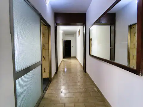 Casa en alquiler c/ cochera en Saladillo