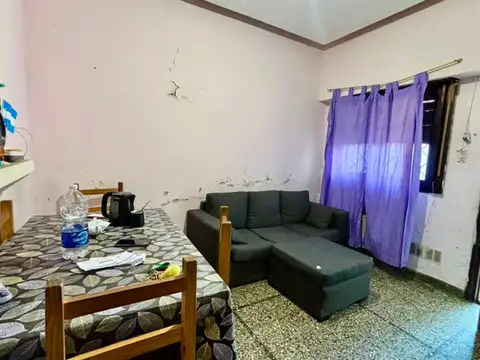Casa 3 ambientes con 2 baños