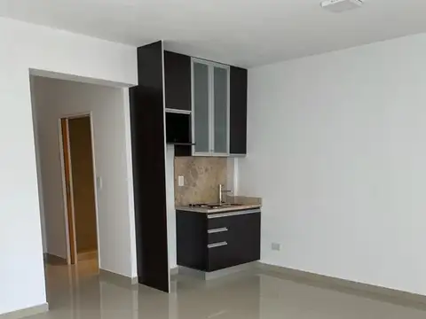 Av Cabildo 3073 , Piso pb