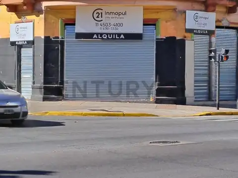 Local en esquina excelente ubicación.