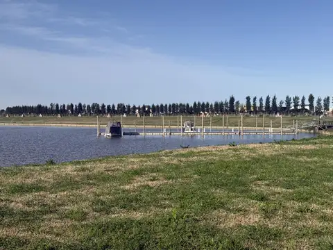 Terreno en venta en Bahía Villanueva al río!