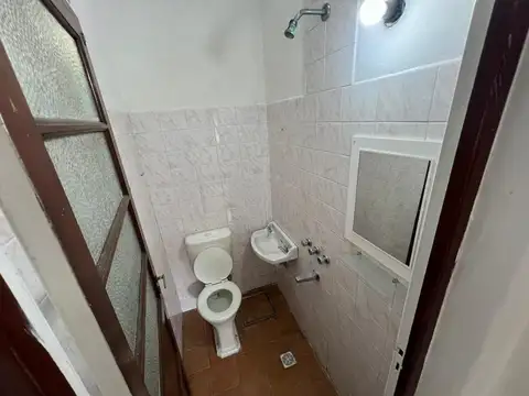Depto Tipo Casa en Alquiler en Sarandi, $ 480.000