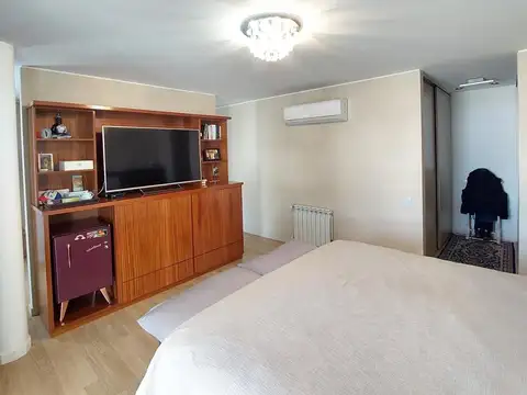 Departamento 4 ambientes con 3 baños